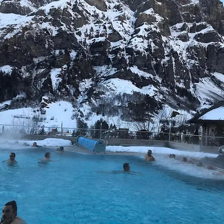 アパート 60m2 In